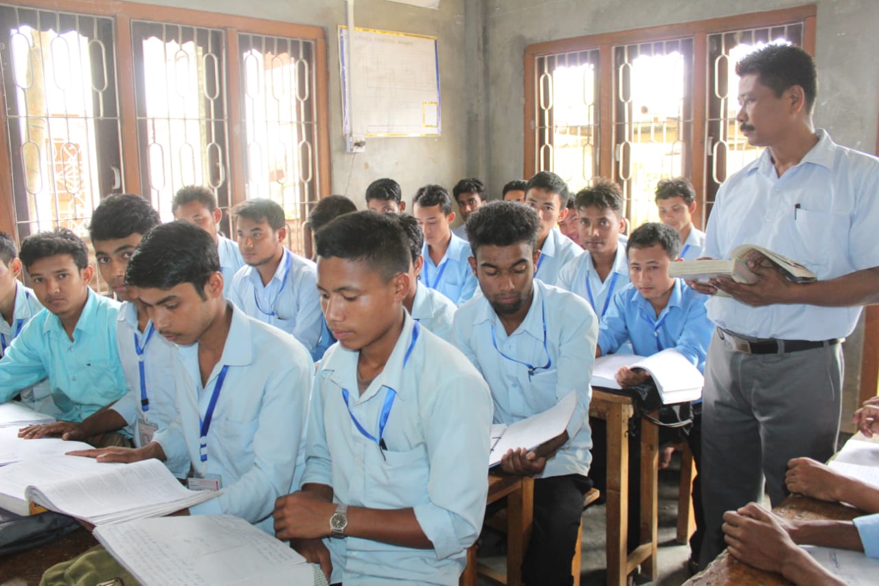 Group of trainees from ITI Lakhimpur